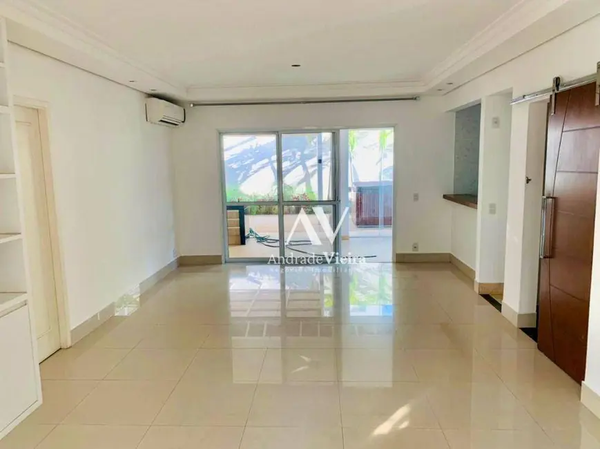 Casa de Condomínio com 3 quartos à venda, 225m2 em Loteamento Residencial Vila Bella, Campinas - SP - imagem 3 Foto 3 de Casa de Condomínio com 3 quartos à venda, 225m2 em Loteamento Residencial Vila Bella, Campinas - SP