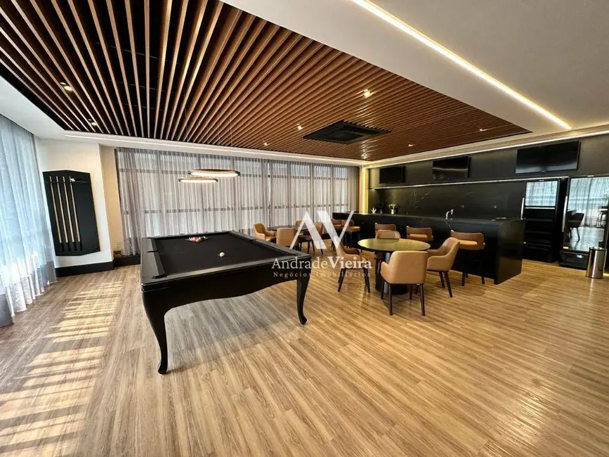 Apartamento com 3 quartos à venda, 317m2 em Cambuí, Campinas - SP - imagem 8 Foto 8 de Apartamento com 3 quartos à venda, 317m2 em Cambuí, Campinas - SP