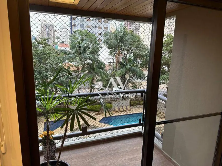 Apartamento com 3 quartos à venda, 115m2 em Cambuí, Campinas - SP - imagem 8 Foto 8 de Apartamento com 3 quartos à venda, 115m2 em Cambuí, Campinas - SP