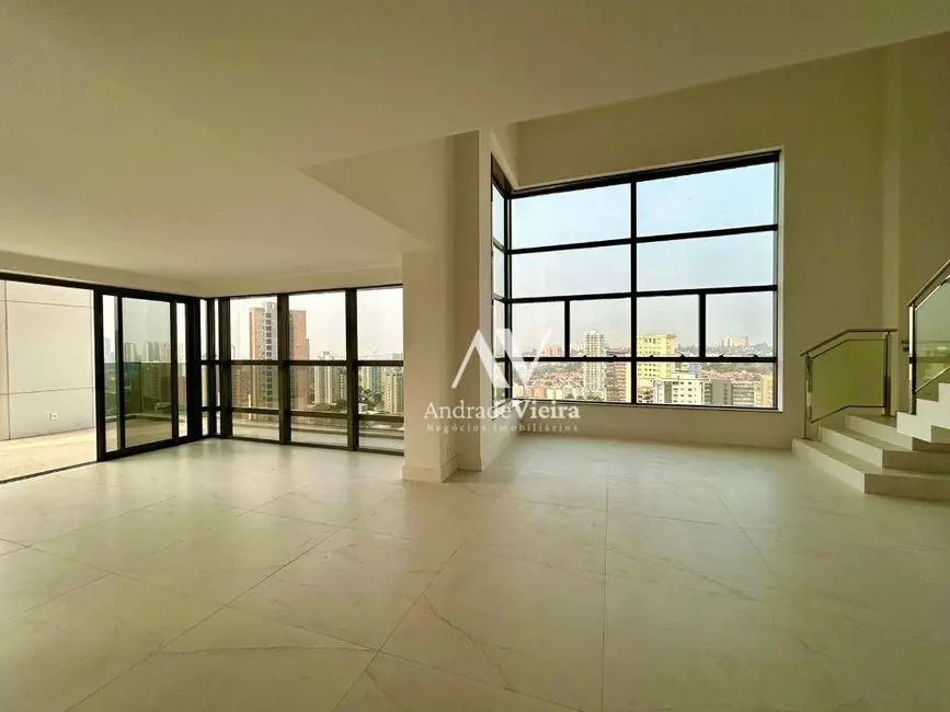 Foto 3 de Apartamento com 3 quartos à venda, 193m2 em Cambuí, Campinas - SP