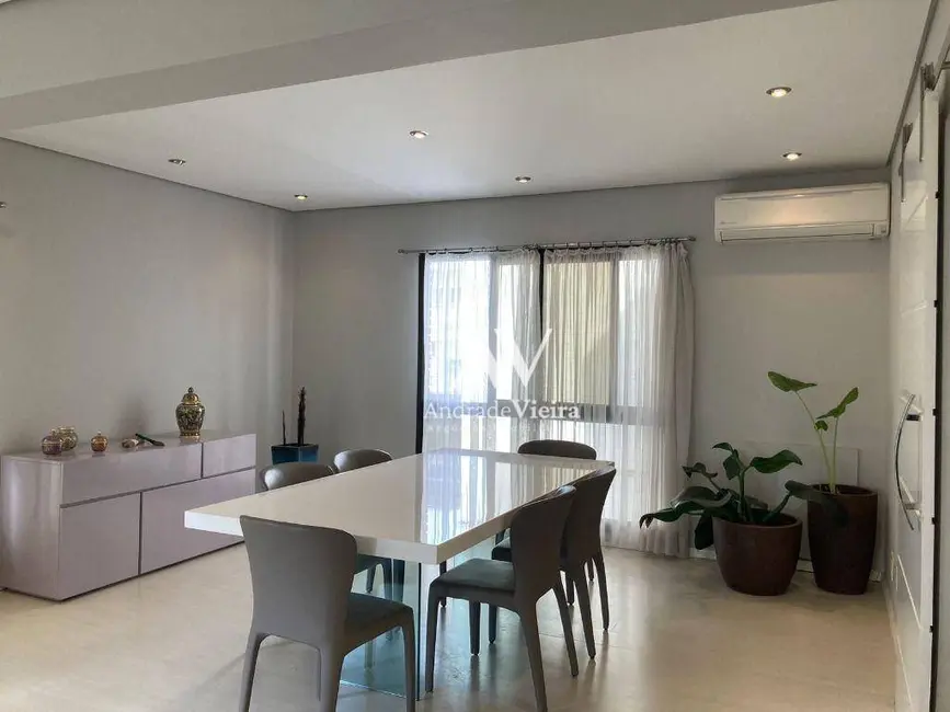 Foto 2 de Apartamento com 4 quartos à venda, 250m2 em Cambuí, Campinas - SP