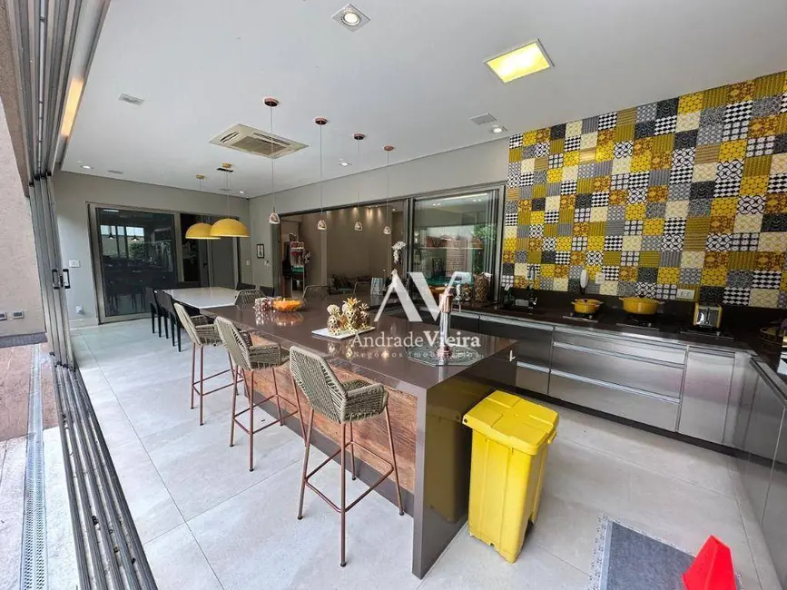 Casa de Condomínio com 5 quartos à venda, 900m2 em Campinas - SP - imagem 9 Foto 9 de Casa de Condomínio com 5 quartos à venda, 900m2 em Campinas - SP