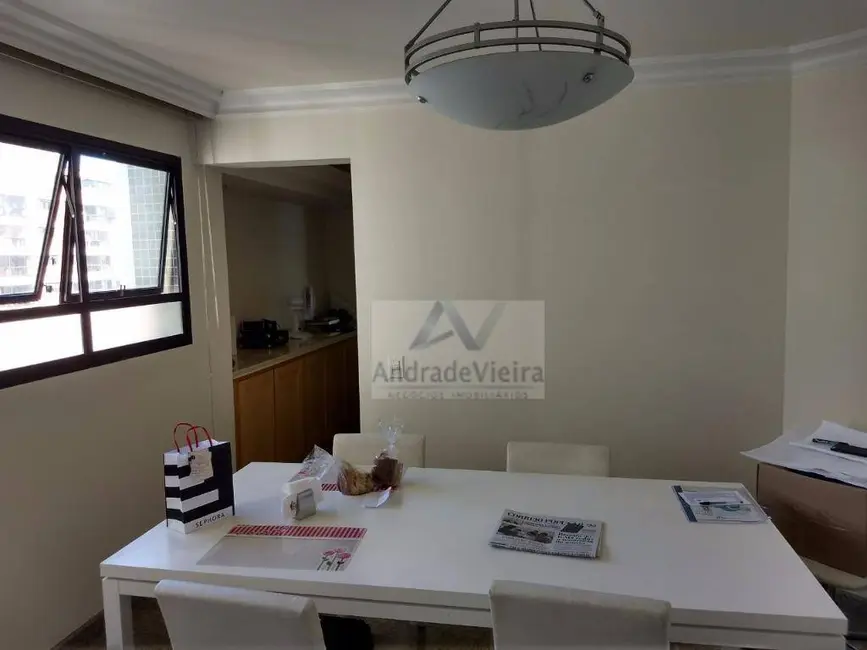 Apartamento com 4 quartos à venda e para alugar, 330m2 em Cambuí, Campinas - SP - imagem 5 Foto 5 de Apartamento com 4 quartos à venda e para alugar, 330m2 em Cambuí, Campinas - SP