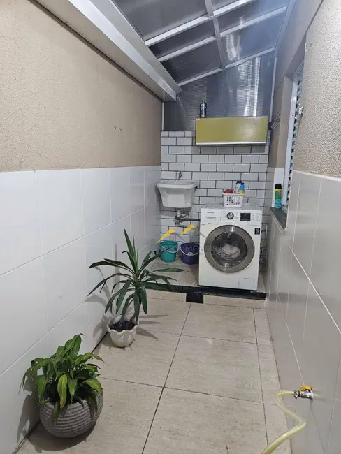 Casa de Condomínio com 2 quartos à venda, 68m2 em Vila Ipiranga, Mogi Das Cruzes - SP - imagem 6 Foto 6 de Casa de Condomínio com 2 quartos à venda, 68m2 em Vila Ipiranga, Mogi Das Cruzes - SP