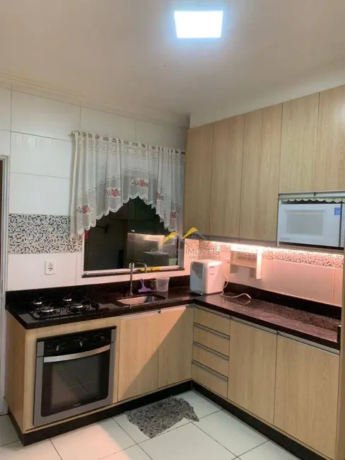 Sobrado com 2 quartos à venda, 72m2 em Itaquera, São Paulo - SP - imagem 8 Foto 8 de Sobrado com 2 quartos à venda, 72m2 em Itaquera, São Paulo - SP