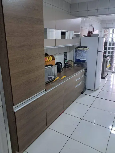 Foto 4 de Sobrado com 3 quartos à venda, 80m2 em Jardim Itapemirim, São Paulo - SP