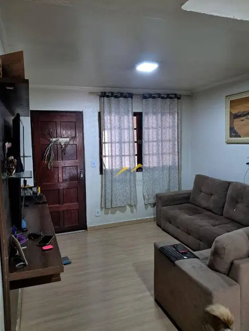 Foto 3 de Sobrado com 3 quartos à venda, 80m2 em Jardim Itapemirim, São Paulo - SP