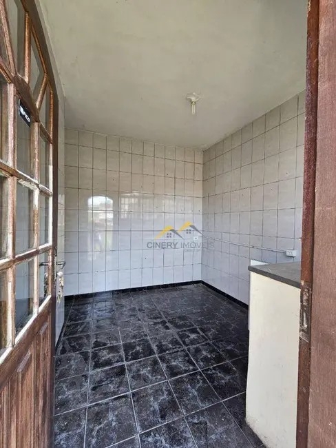 Sobrado com 3 quartos à venda, 184m2 em Itaquera, São Paulo - SP - imagem 8 Foto 8 de Sobrado com 3 quartos à venda, 184m2 em Itaquera, São Paulo - SP