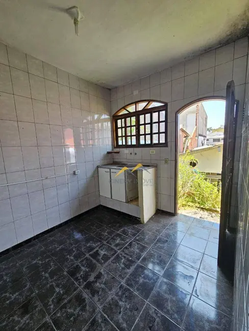 Sobrado com 3 quartos à venda, 184m2 em Itaquera, São Paulo - SP - imagem 9 Foto 9 de Sobrado com 3 quartos à venda, 184m2 em Itaquera, São Paulo - SP
