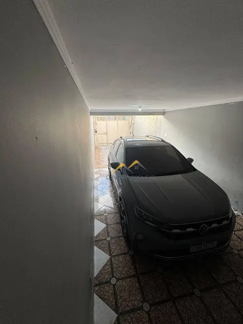 Foto 4 de Sobrado com 3 quartos para alugar, 300m2 em Jardim Nossa Senhora do Carmo, São Paulo - SP