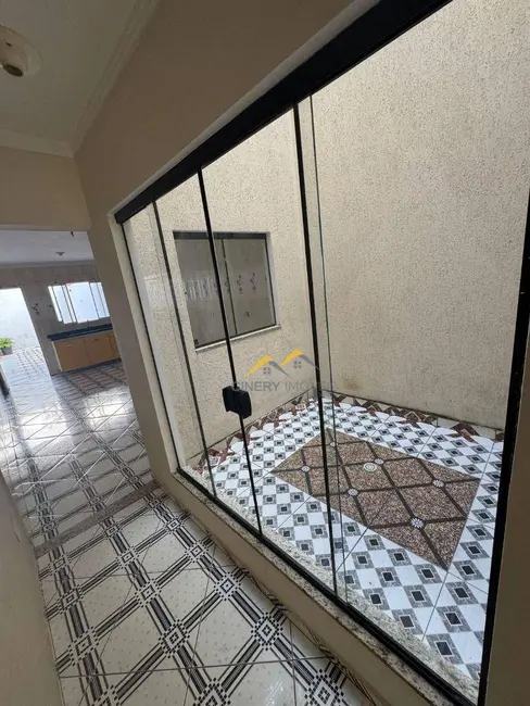 Foto 9 de Sobrado com 3 quartos para alugar, 300m2 em Jardim Nossa Senhora do Carmo, São Paulo - SP