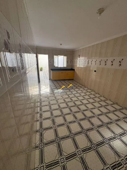Foto 6 de Sobrado com 3 quartos para alugar, 300m2 em Jardim Nossa Senhora do Carmo, São Paulo - SP