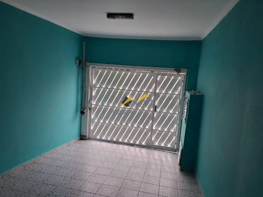 Foto 2 de Sobrado com 3 quartos à venda, 120m2 em Vila Paranaguá, São Paulo - SP