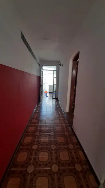 Casa com 5 quartos para alugar, 136m2 em Campo Belo, São Paulo - SP - imagem 3 Foto 3 de Casa com 5 quartos para alugar, 136m2 em Campo Belo, São Paulo - SP