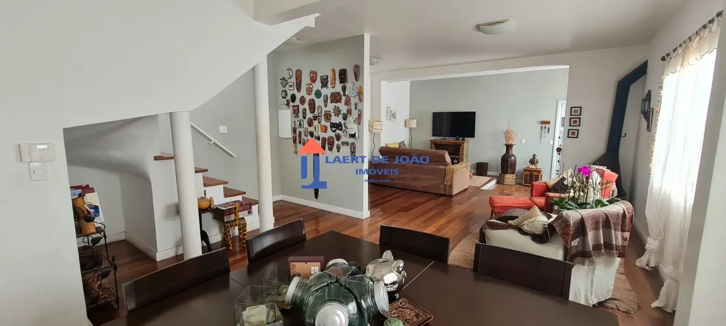 Casa com 5 quartos à venda, 428m2 em Campo Belo, São Paulo - SP - imagem 8 Foto 8 de Casa com 5 quartos à venda, 428m2 em Campo Belo, São Paulo - SP