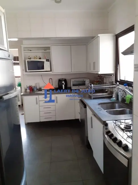 Foto 7 de Apartamento com 4 quartos à venda, 217m2 em Itaim Bibi, São Paulo - SP