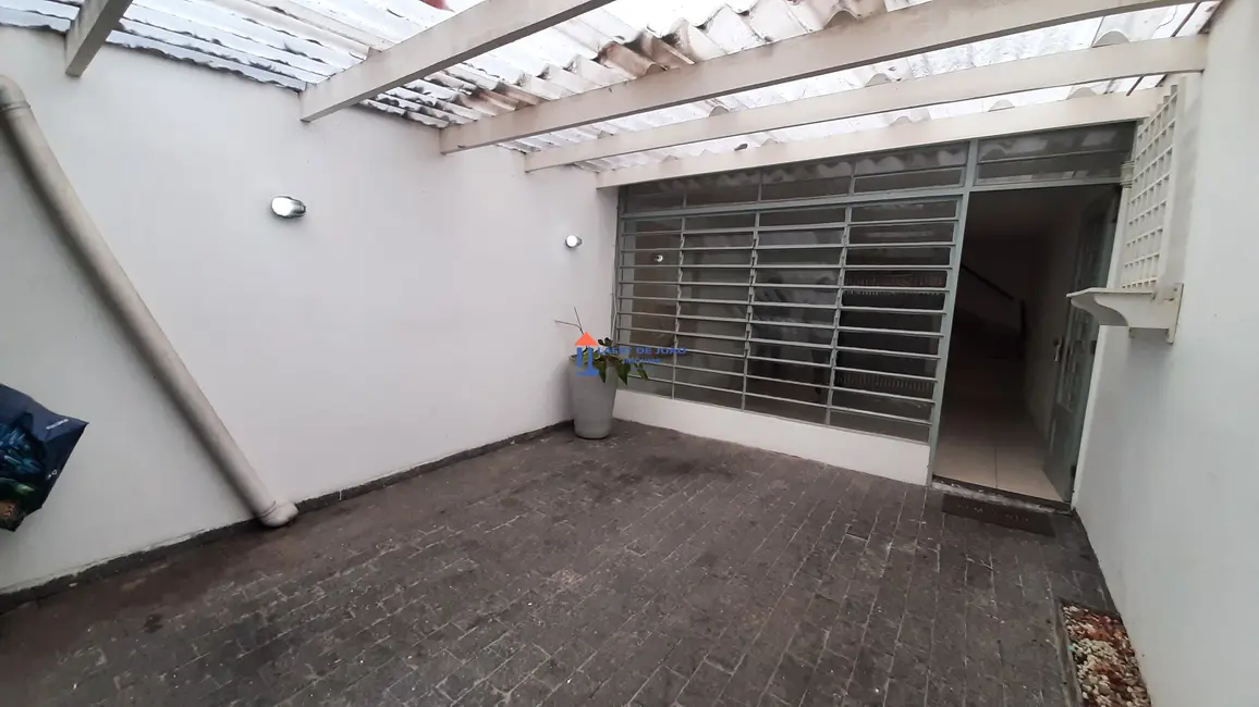 Foto 1 de Casa com 2 quartos para alugar, 106m2 em Campo Belo, São Paulo - SP
