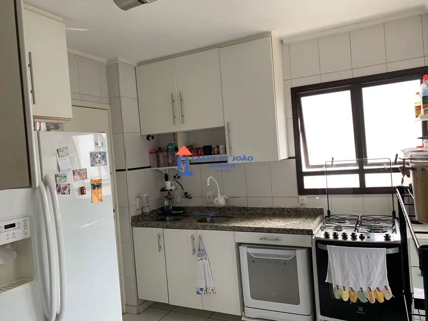 Foto 3 de Apartamento com 3 quartos à venda, 100m2 em Jardim das Acácias, São Paulo - SP