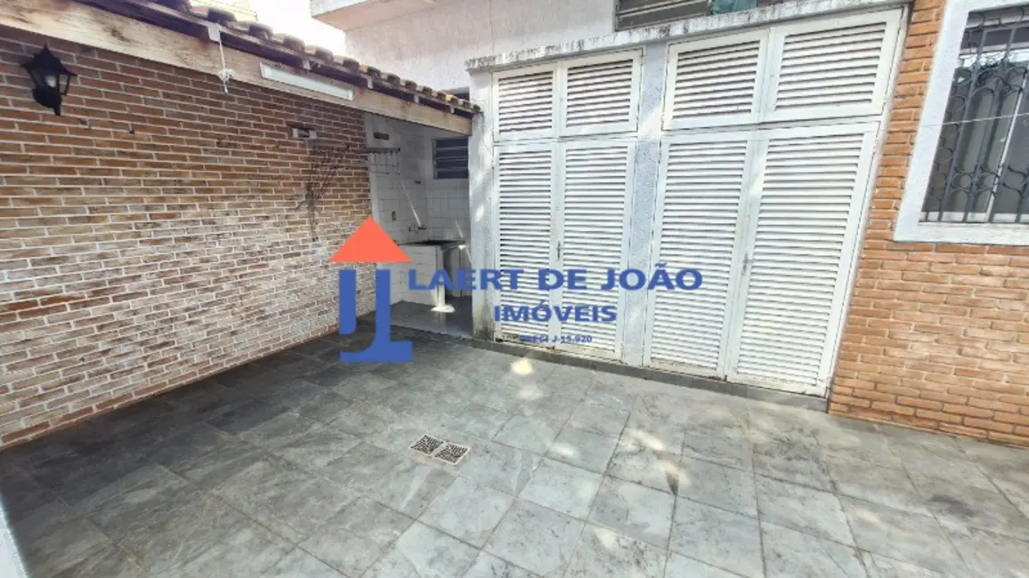 Casa com 2 quartos para alugar, 170m2 em Campo Belo, São Paulo - SP - imagem 9 Foto 9 de Casa com 2 quartos para alugar, 170m2 em Campo Belo, São Paulo - SP