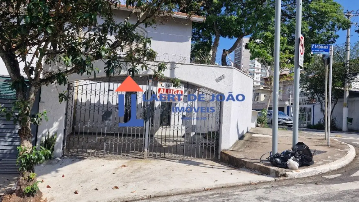 Casa com 2 quartos para alugar, 170m2 em Campo Belo, São Paulo - SP - imagem 6 Foto 6 de Casa com 2 quartos para alugar, 170m2 em Campo Belo, São Paulo - SP