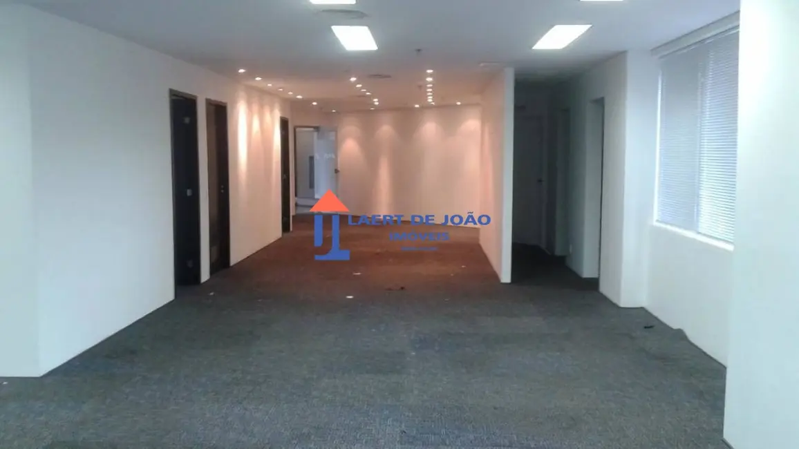 Foto 1 de Sala Comercial à venda e para alugar, 223m2 em Cidade Monções, São Paulo - SP