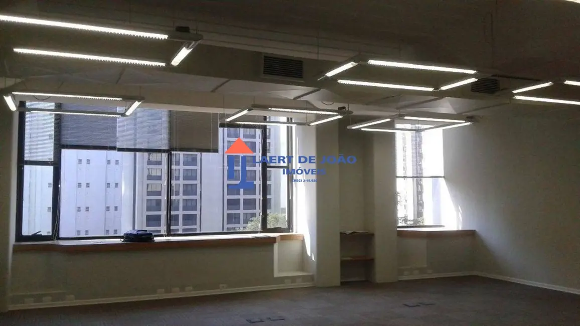 Foto 1 de Sala Comercial à venda e para alugar, 375m2 em Cidade Monções, São Paulo - SP