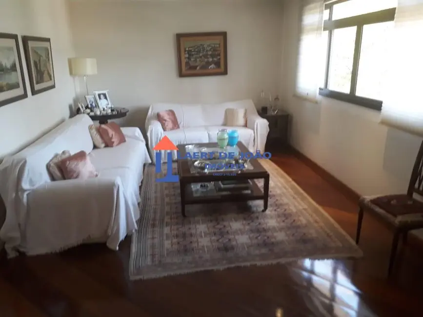 Foto 3 de Apartamento com 4 quartos à venda, 234m2 em Indianópolis, São Paulo - SP
