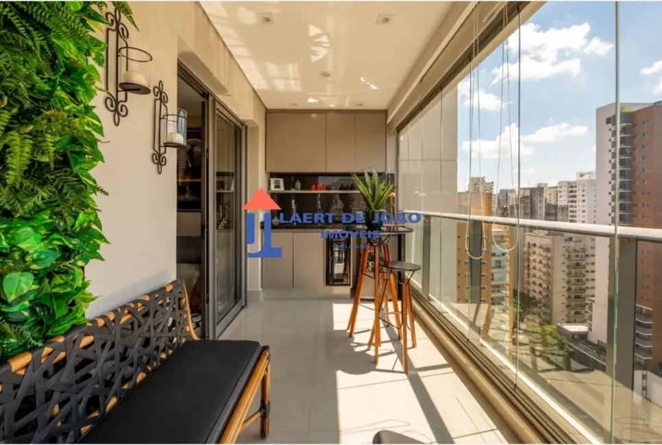Foto 3 de Apartamento com 2 quartos à venda, 71m2 em Indianópolis, São Paulo - SP