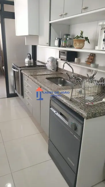 Apartamento com 4 quartos à venda, 176m2 em Indianópolis, São Paulo - SP - imagem 7 Foto 7 de Apartamento com 4 quartos à venda, 176m2 em Indianópolis, São Paulo - SP