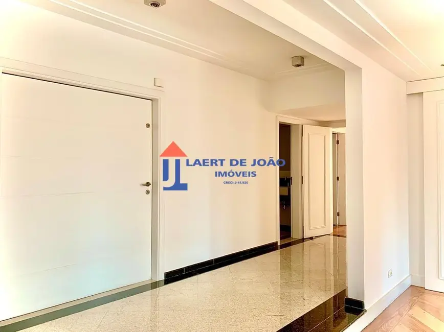 Foto 5 de Apartamento com 4 quartos à venda, 370m2 em Santo Amaro, São Paulo - SP