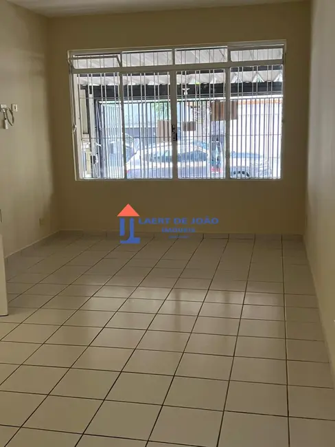 Foto 5 de Casa com 2 quartos para alugar, 106m2 em Jardim Aeroporto, São Paulo - SP