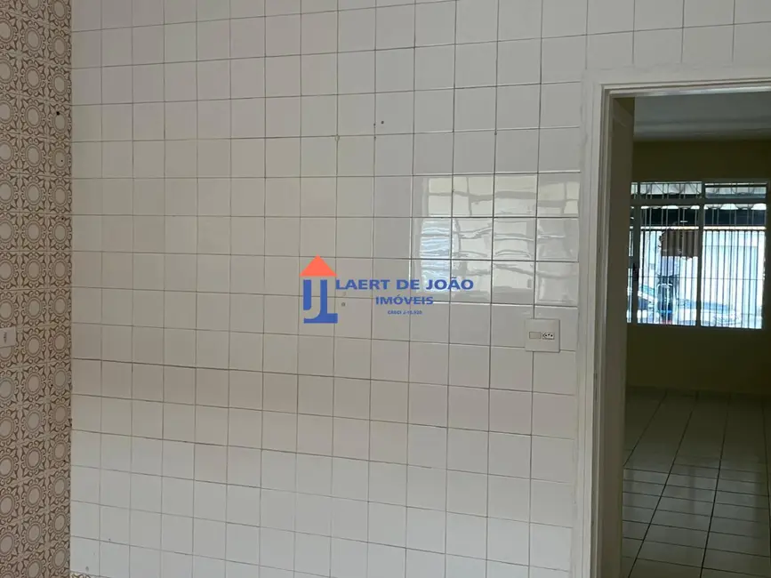 Foto 8 de Casa com 2 quartos para alugar, 106m2 em Jardim Aeroporto, São Paulo - SP