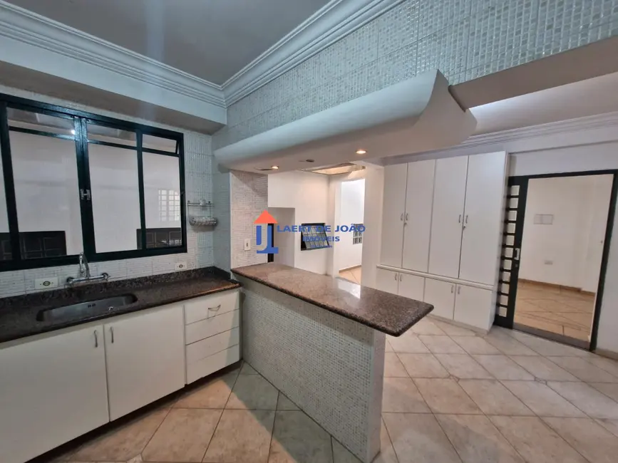 Casa com 6 quartos à venda e para alugar, 304m2 em Campo Belo, São Paulo - SP - imagem 8 Foto 8 de Casa com 6 quartos à venda e para alugar, 304m2 em Campo Belo, São Paulo - SP