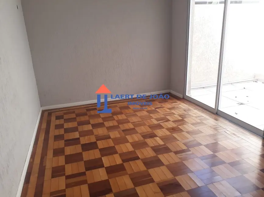 Casa com 3 quartos à venda, 200m2 em Campo Belo, São Paulo - SP - imagem 6 Foto 6 de Casa com 3 quartos à venda, 200m2 em Campo Belo, São Paulo - SP