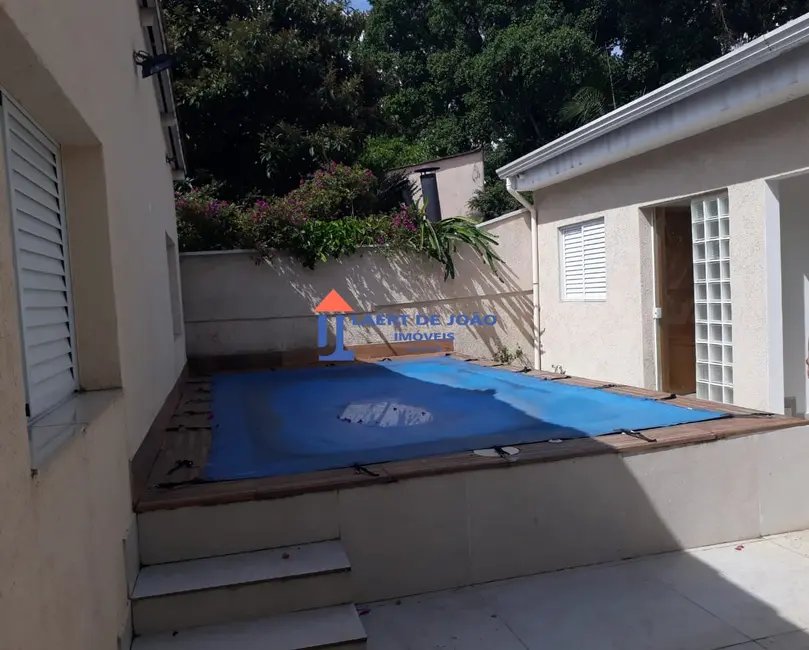 Casa com 3 quartos à venda, 200m2 em Campo Belo, São Paulo - SP - imagem 1 Foto 1 de Casa com 3 quartos à venda, 200m2 em Campo Belo, São Paulo - SP