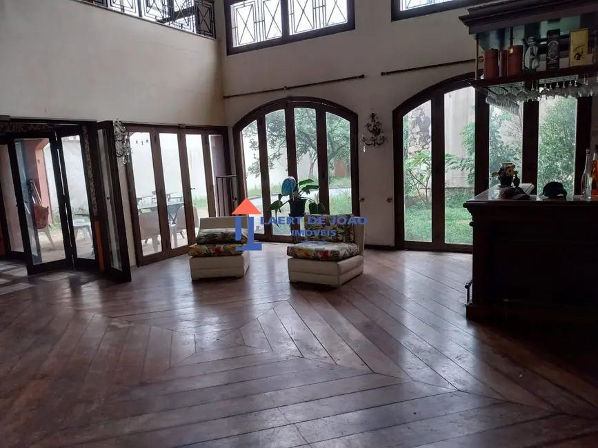 Foto 7 de Casa com 9 quartos à venda, 1250m2 em São Paulo - SP