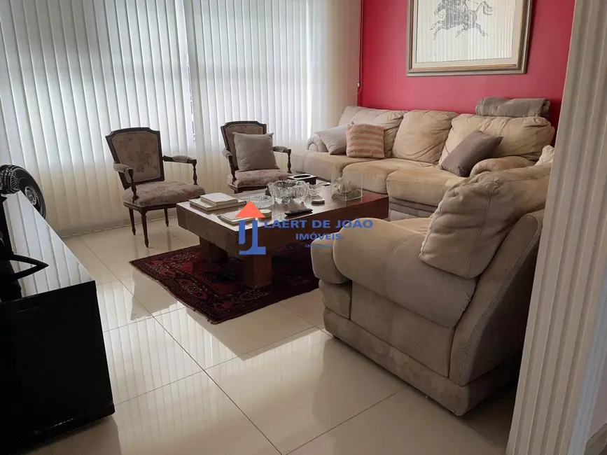 Foto 2 de Casa com 3 quartos à venda, 189m2 em Campo Belo, São Paulo - SP