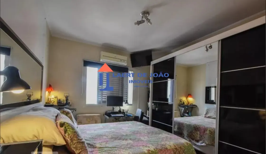 Foto 8 de Casa com 3 quartos à venda, 150m2 em Jardim Aeroporto, São Paulo - SP