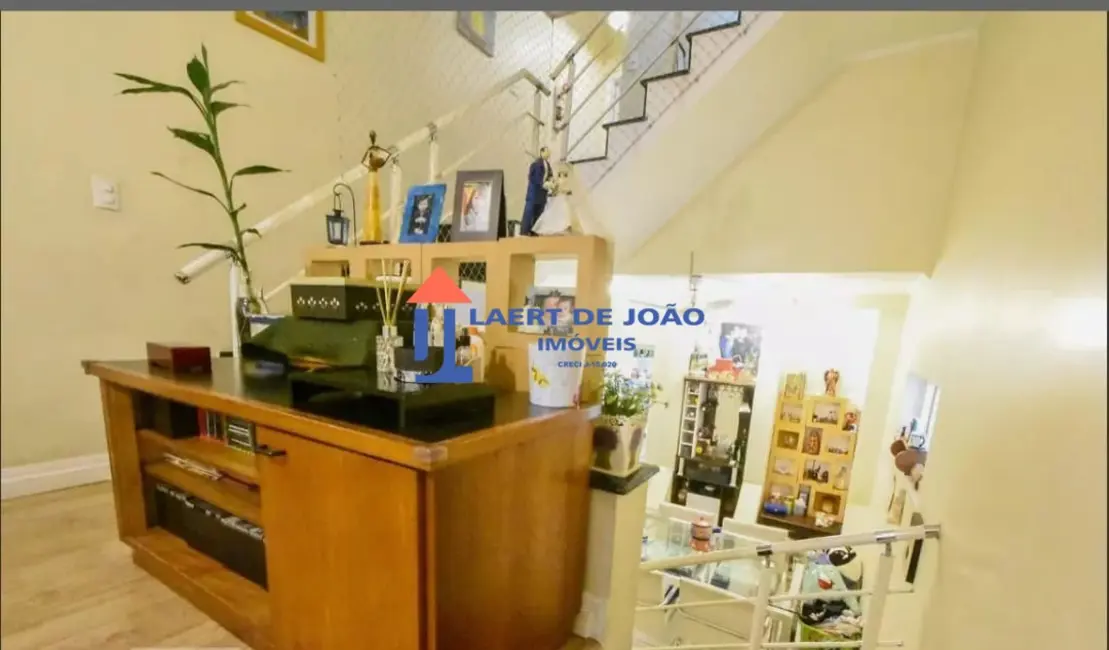 Foto 5 de Casa com 3 quartos à venda, 150m2 em Jardim Aeroporto, São Paulo - SP