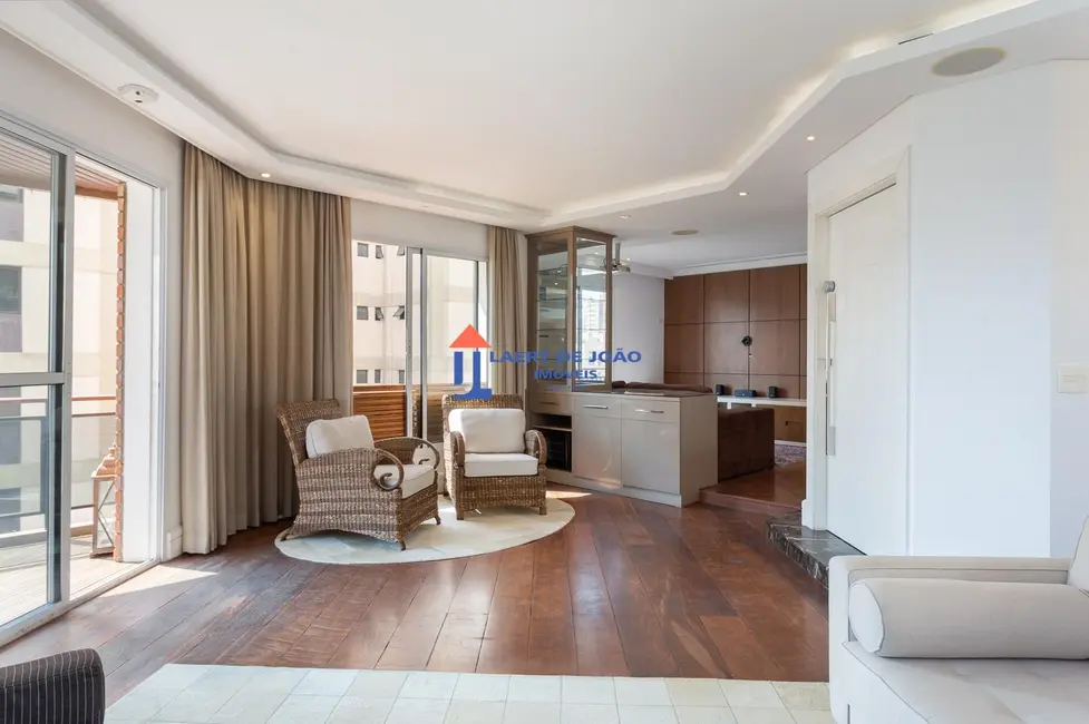Apartamento com 3 quartos à venda, 206m2 em Vila Nova Conceição, São Paulo - SP - imagem 2 Foto 2 de Apartamento com 3 quartos à venda, 206m2 em Vila Nova Conceição, São Paulo - SP