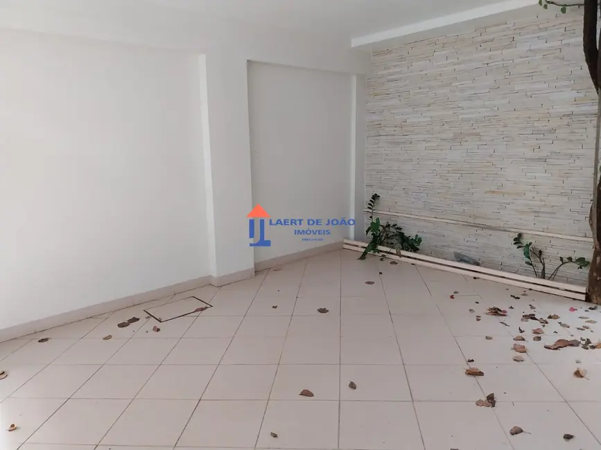 Casa com 3 quartos à venda, 180m2 em Jardim Aeroporto, São Paulo - SP - imagem 3 Foto 3 de Casa com 3 quartos à venda, 180m2 em Jardim Aeroporto, São Paulo - SP