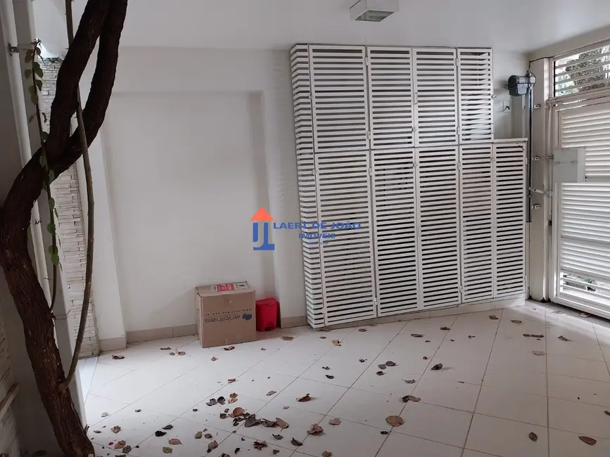 Casa com 3 quartos à venda, 180m2 em Jardim Aeroporto, São Paulo - SP - imagem 4 Foto 4 de Casa com 3 quartos à venda, 180m2 em Jardim Aeroporto, São Paulo - SP