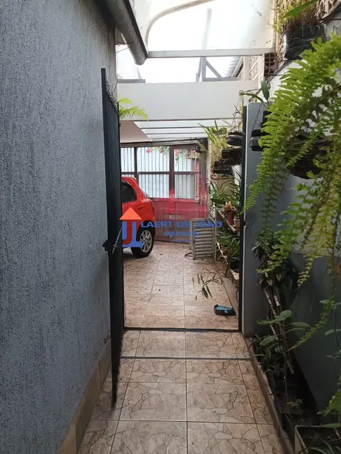 Foto 2 de Casa com 4 quartos à venda e para alugar, 100m2 em Jardim Brasil (Zona Sul), São Paulo - SP