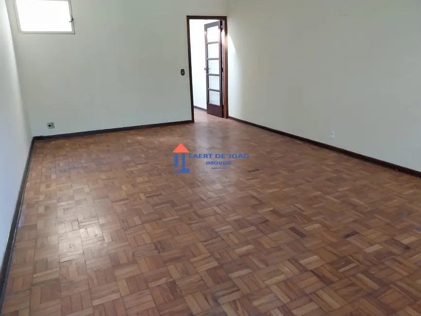 Casa com 3 quartos à venda, 280m2 em Campo Belo, São Paulo - SP - imagem 5 Foto 5 de Casa com 3 quartos à venda, 280m2 em Campo Belo, São Paulo - SP