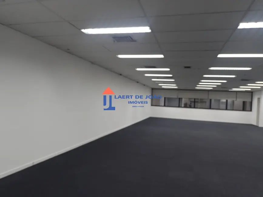 Sala Comercial para alugar, 233m2 em Jardim Paulista, São Paulo - SP - imagem 6 Foto 6 de Sala Comercial para alugar, 233m2 em Jardim Paulista, São Paulo - SP