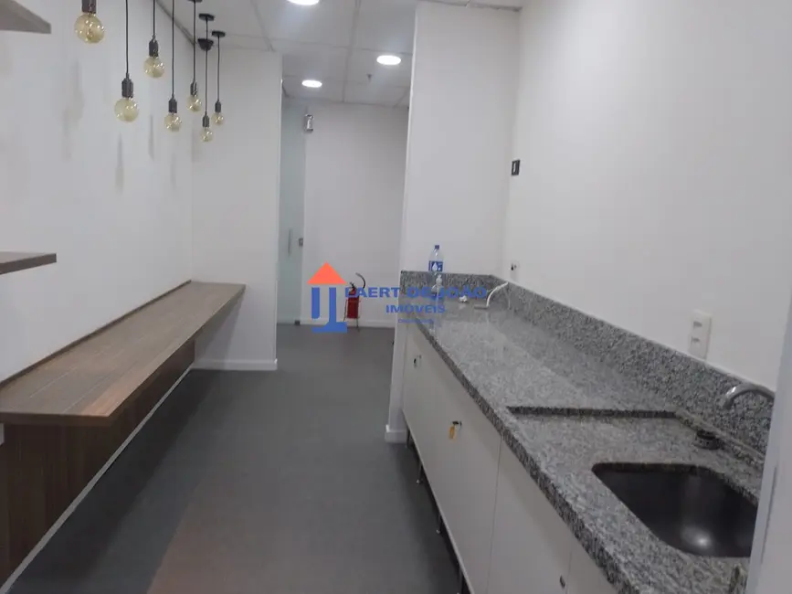 Sala Comercial para alugar, 233m2 em Jardim Paulista, São Paulo - SP - imagem 8 Foto 8 de Sala Comercial para alugar, 233m2 em Jardim Paulista, São Paulo - SP
