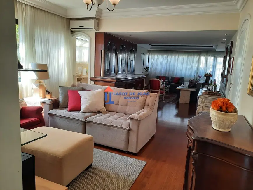 Foto 9 de Apartamento com 3 quartos à venda, 156m2 em Campo Belo, São Paulo - SP