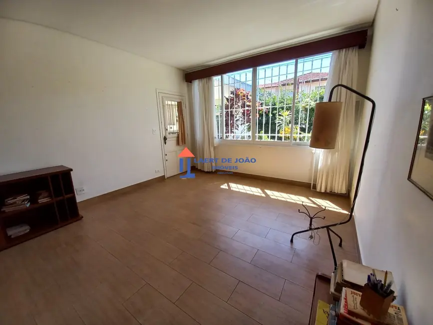 Foto 2 de Casa com 2 quartos à venda, 153m2 em Vila Cordeiro, São Paulo - SP