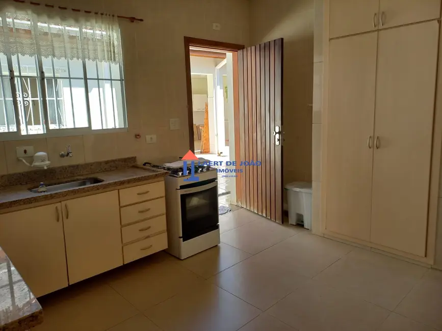 Foto 4 de Casa com 2 quartos à venda, 153m2 em Vila Cordeiro, São Paulo - SP