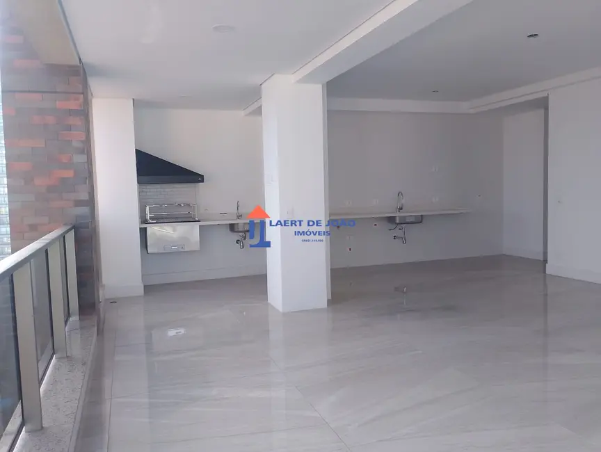 Apartamento com 3 quartos à venda, 162m2 em Moema, São Paulo - SP - imagem 1 Foto 1 de Apartamento com 3 quartos à venda, 162m2 em Moema, São Paulo - SP